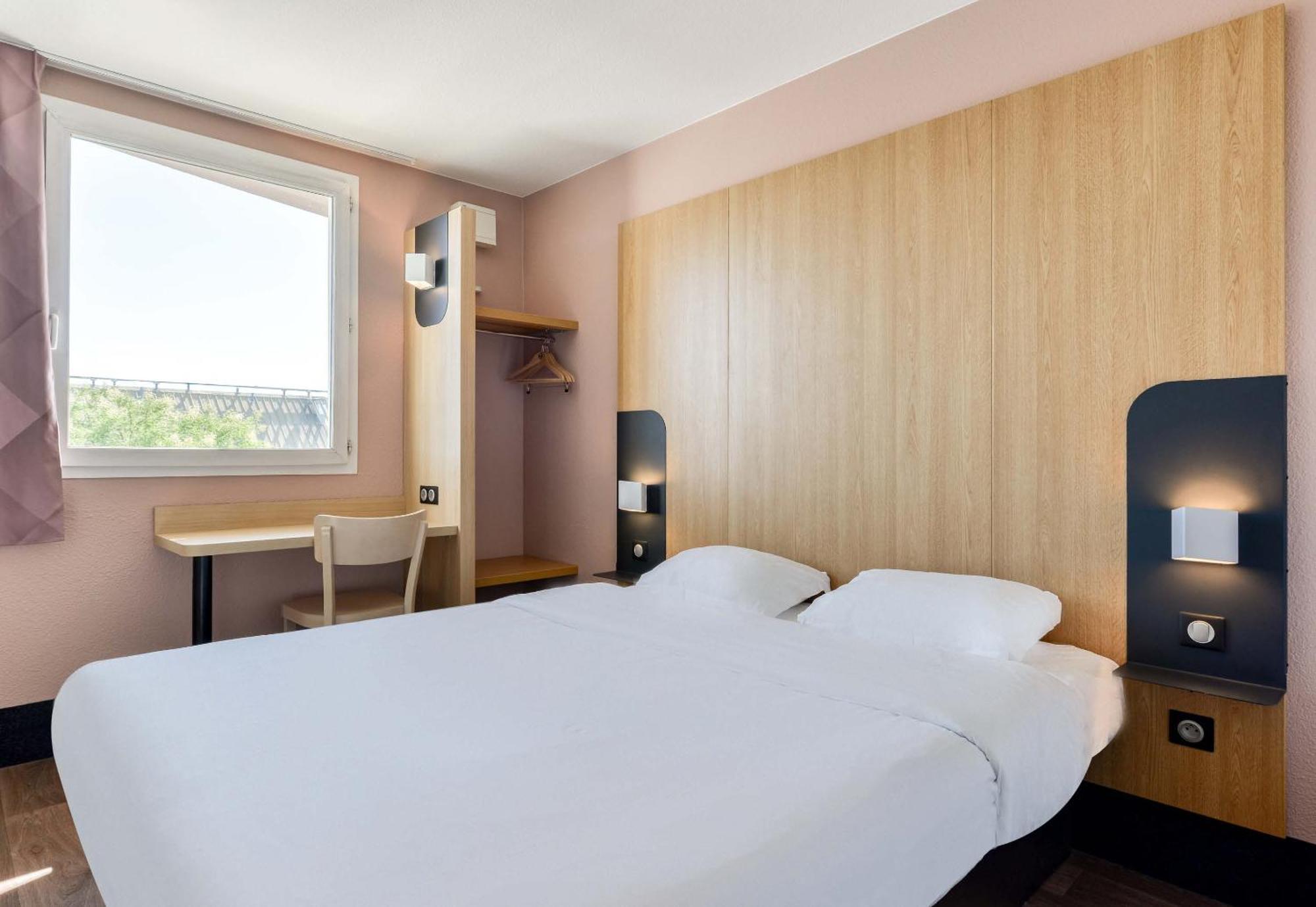 B&B Hôtel Béziers Buitenkant foto