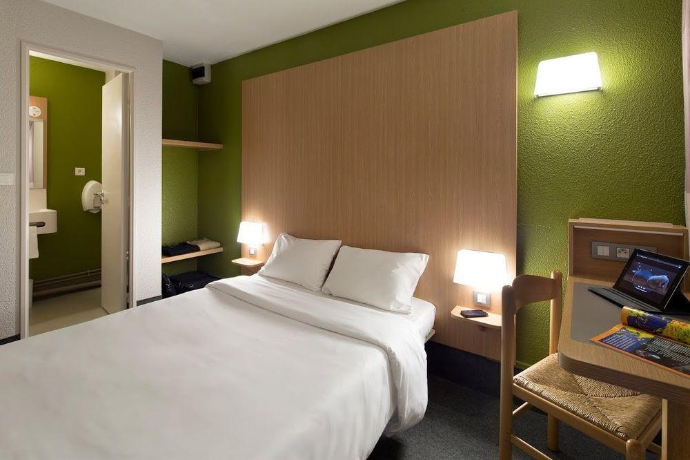 B&B Hôtel Béziers Buitenkant foto
